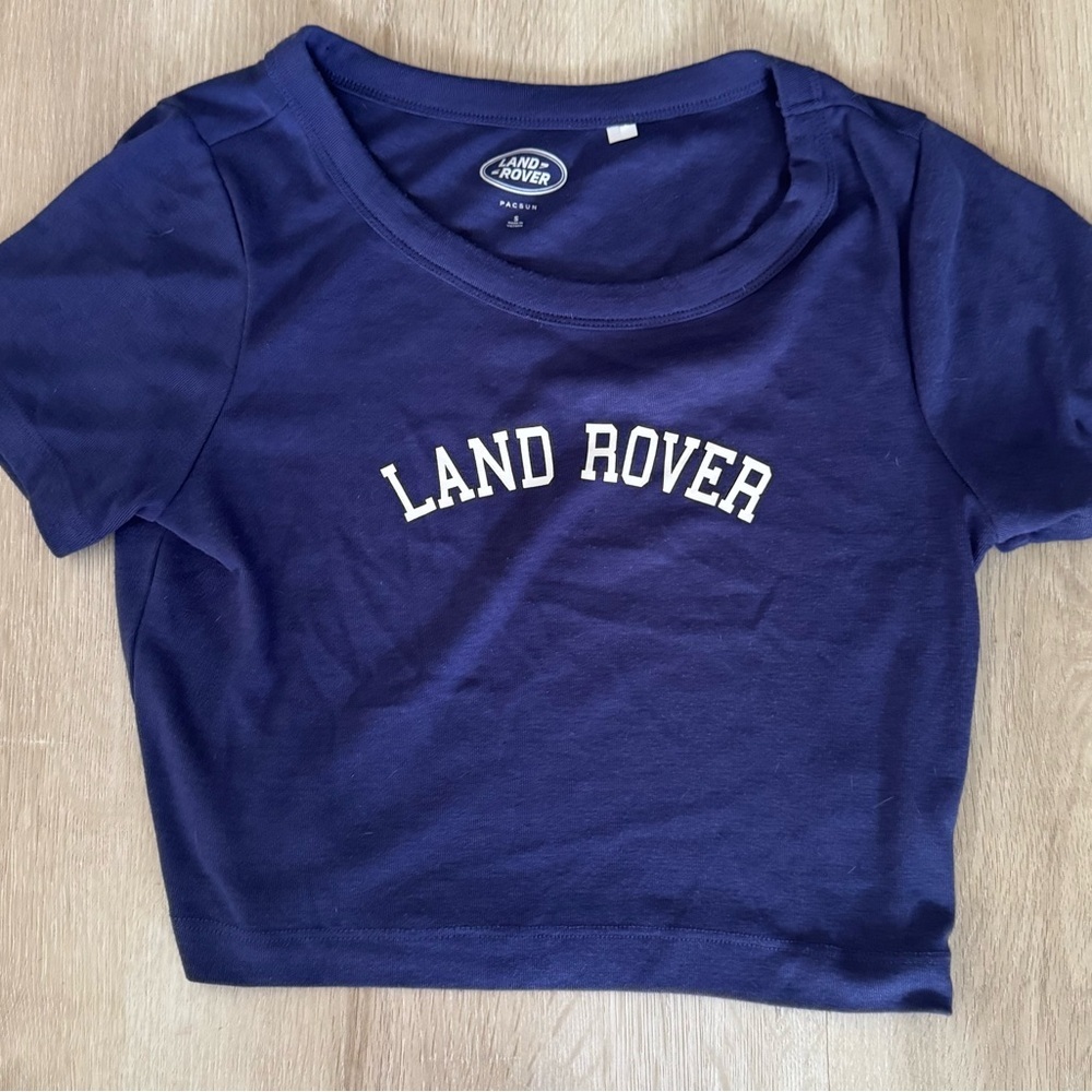 Pac Sun Purple Cropped Land Rover T-Shirt! Size Small!